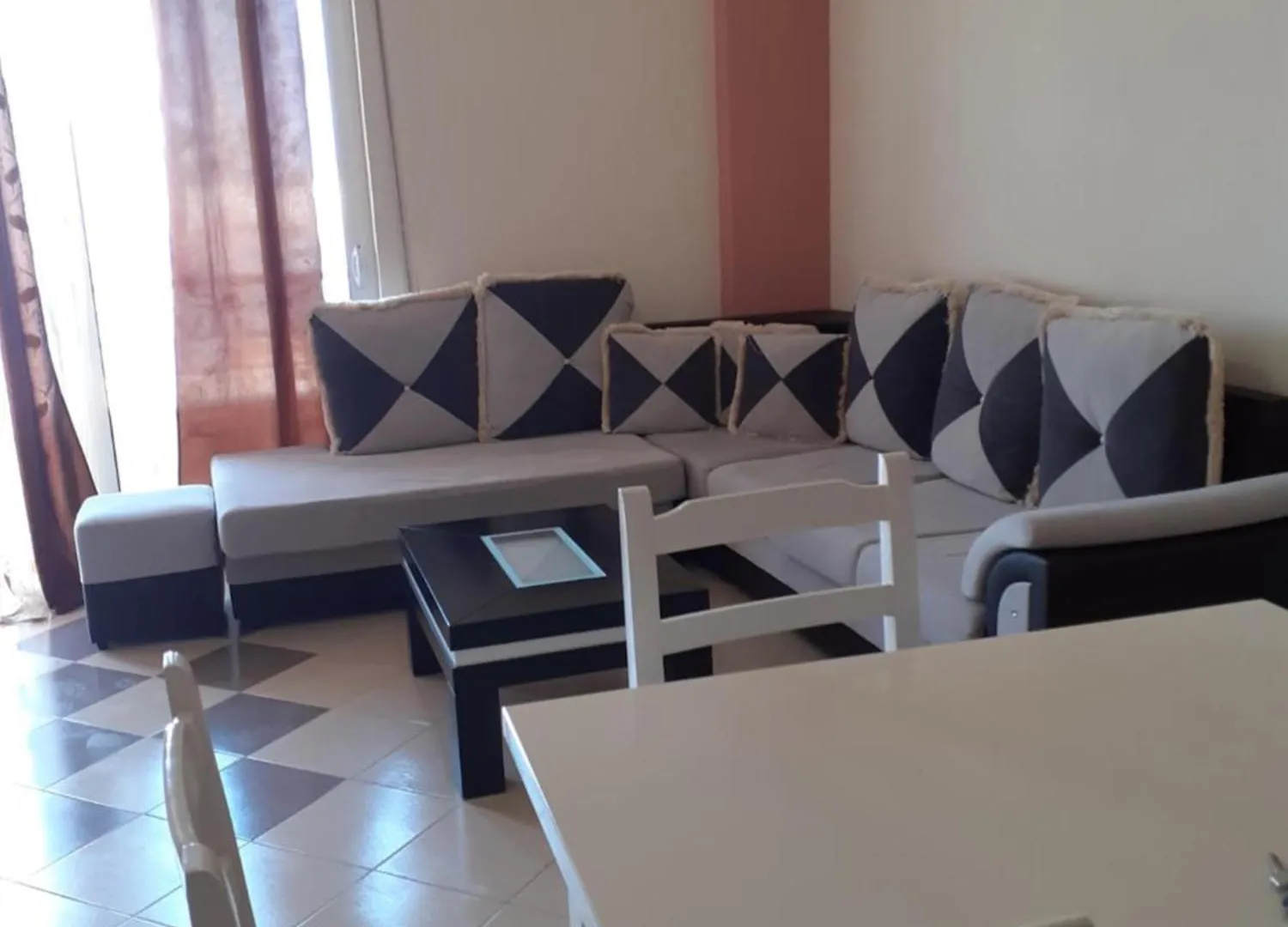 Lovely Room'S Sarandë 0*,